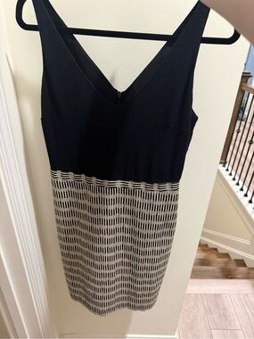 LOFT Black and Cream Sleeveless V-Neck Mini Dress